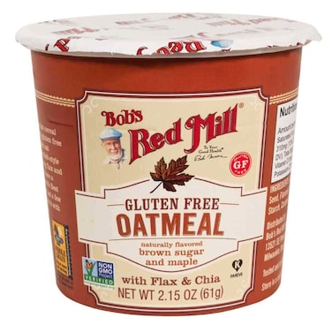 بوبس ريد ميل كوب دقيق الشوفان الخالي من الجلوتين  مع السكر البني وشراب القيقب وبذور الكتان وبذور الشيا، خالٍ من الكائنات المعدلة وراثيًا، 61 غرامًا