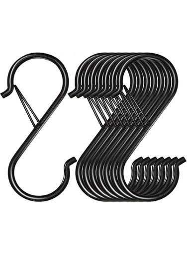 MAKINGTEC S Hooks for Hanging, Heavy Duty S Hooks with Safety Buckle S Shaped Hooks Kitchen Pot Rack Hooks Closet Hooks for Hanging Plants, Clothes, Kitchen Utensil, Pots and Pans, Bags (Black)