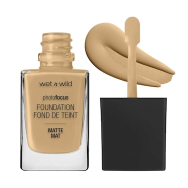 Wet n Wild Photo Focus Foundation, Golden Beige