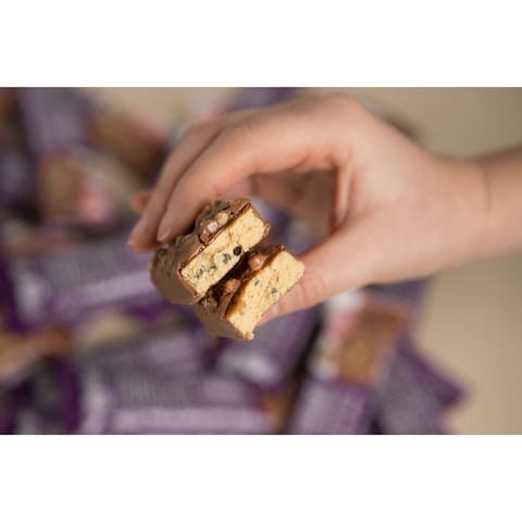 Fulfil Chocolate Caramel and Cookie Dough Vitamin and Protein Bar 55g