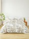 Home Queen size 6 pieces, duvet cover set, golden leaf design.