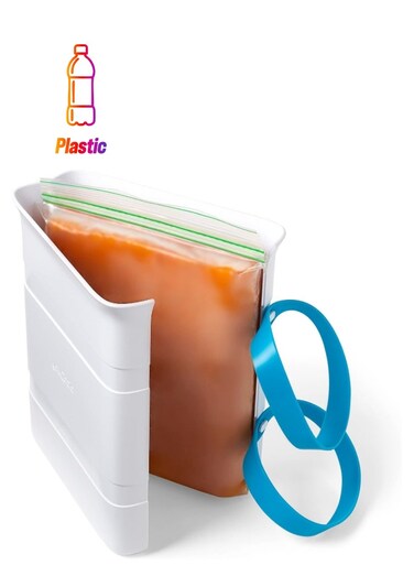 FreezeUp Freezer Food Block Maker, 6 Cup, Meal Prep Bag Container to Freeze Soup and Leftovers