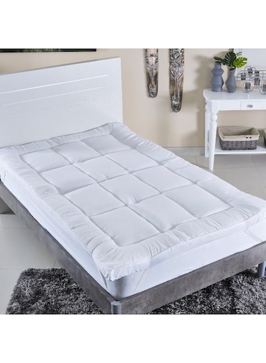 Box Hilton Mattress Topper