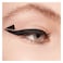 essence 24Ever Ink Liner 01