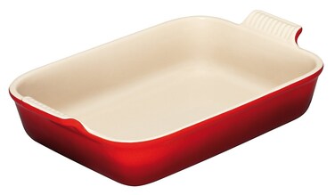 Le Creuset Stoneware Deep Rectangular Dish, 32cm - Cerise