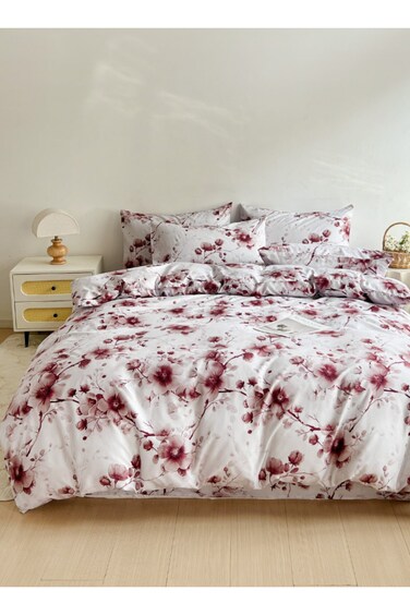 Home Queen size 6pcs Includes: 1 Duvet cover - (200*230cm); 1 Flat sheet - (230*250cm); 4 Pillow covers - (50*75cm). duvet cover set featuring a Sakura Dusty Pink print on a white background.