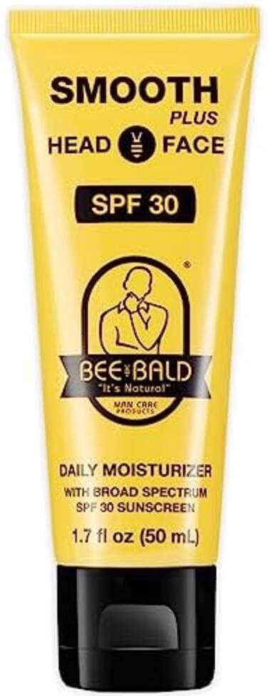 مرطب يومي ناعم بلس مع عامل حماية من الشمس SPF 30 واسع النطاق