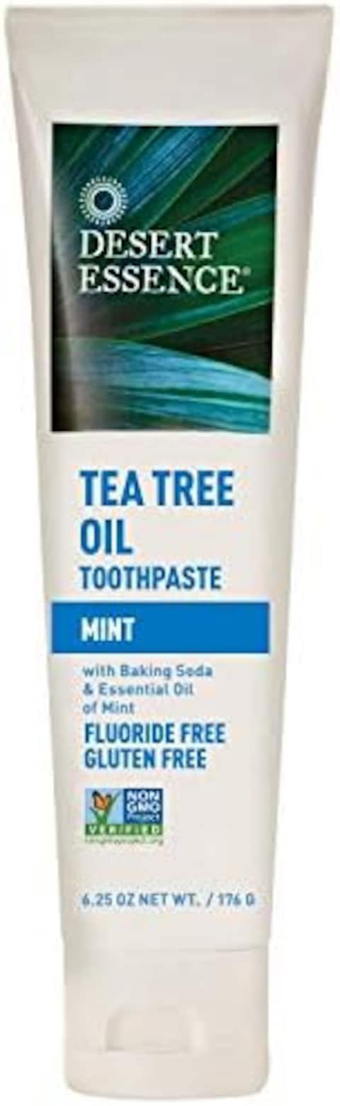معجون أسنان زيت شجرة الشاي من Desert Essence - نعناع - 6.25 أونصة - طعم منعش - ينظف الأسنان واللثة بعمق - يساعد على مكافحة البلاك - ملح البحر - زيت عطري نقي - صودا الخبز - يعزز صحة الفم