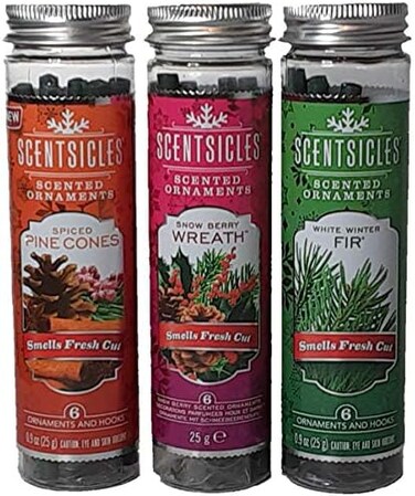 مجموعة متنوعة من الروائح البيئية - مخاريط الصنوبر المتبلة والتنوب الشتوي الأبيض وإكليل التوت الثلجي (إجمالي 3 زجاجات)