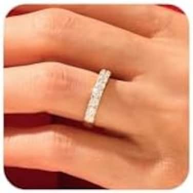 Jinear 3mm عصابات الزفاف للنساء خاتم الخلود 18K مطلية بالذهب زركونيا مكعب خواتم الخطبة تكويم الذكرى السنوية وعد بيان خاتم هدية لها حجم 5 إلى 10