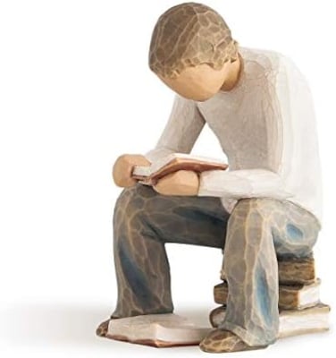 تمثال قراءة لشجرة الصفصاف كويست بوي من سوزان لوردي 26197