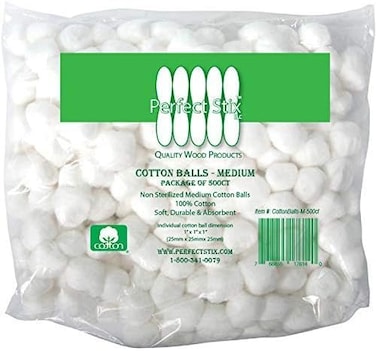 Medium Cotton Balls 2 Packs Of 500. Total 1000
