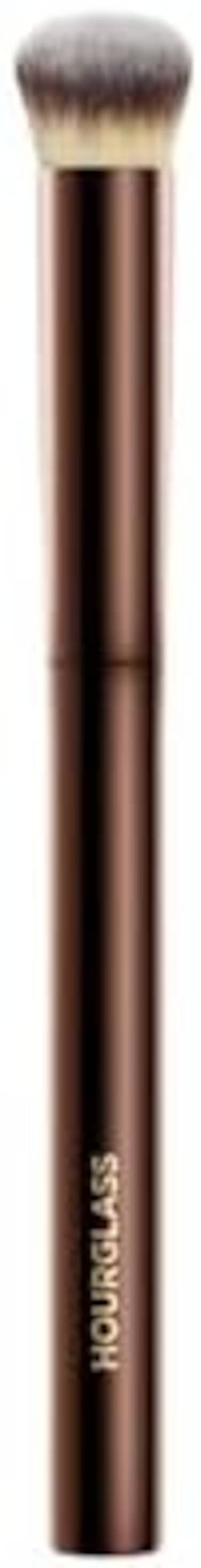 فرشاة فانيش لإخفاء عيوب البشرة بدون خياطة