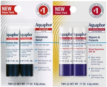 مجموعة إصلاح الشفاه Aquaphor - عصا بلسم (0.17 أونصة، عبوة مكونة من قطعتين) + عصا حماية مع عامل حماية من الشمس 30 (0.17 أونصة، عبوة مكونة من قطعتين) - هدايا العناية الذاتية في العطلات
