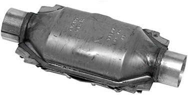 Walker Exhaust Standard EPA 15037 Universal Catalytic Converter 2.25" Inlet (Inside) 2.25" Outlet (Inside)