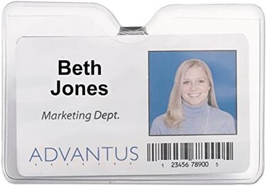 Advantus أمان وحامل شارة بمشبك، أفقي، مقاس 3 – 3/8 × 2 – 1/8 بوصة الحجم الحجم، مصنوع من الفينيل، صندوق من 50 (75701)، شفاف
