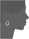 أقراط طوقية بشعار بيضاوي صغير أساسي من GUESS