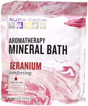 AURA CACIA COMFORTING GERANIUM MINERAL BATH 70.9 G: 88517