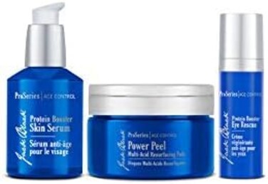 جاك بلاك خط الدفاع المضاد للشيخوخة ثلاثي اللعب: معزز البروتين للعين + وسادات تقشير قوي متعدد الأحماض لتجديد السطح + بروتين معزز للجلد - 3 قطع