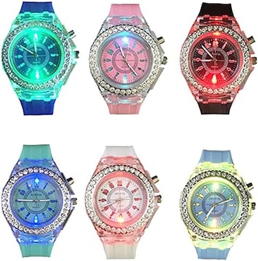 سي دي واي بوكس ساعة بلينغ من السيليكون باضاءة LED ملونة مضيئة ساعات رياضية للبنات والاولاد (عبوة من 6 قطع)