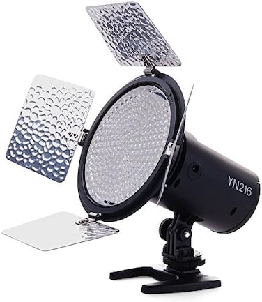 YONGNUO YN216 YN-216 LED Video Light with 5600K Color Temperature and 4 Color Plates for Canon Nikon DSLR Cameras