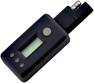 باتاري تندر 081–0157 فصل سريع اسود مع شاشة LCD لقياس الجهد الكهربائي.