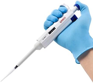 FOUR E's SCIENTIFIC 20-200 uL Single Channel Micropipette, High Accuracy Manual Pipette for Laboratory School