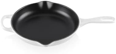 Le Creuset Enameled Cast Iron Signature Iron Handle Skillet, 9" (1-3/8 qt.), White