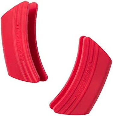Le Creuset Side Handle Grips, Set of 2, Silicone, Adaptable, Heat resistant to 250&deg;C, Cerise, 93010300060000