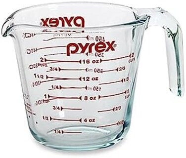 Pyrex 1-Pint Measuring Cup