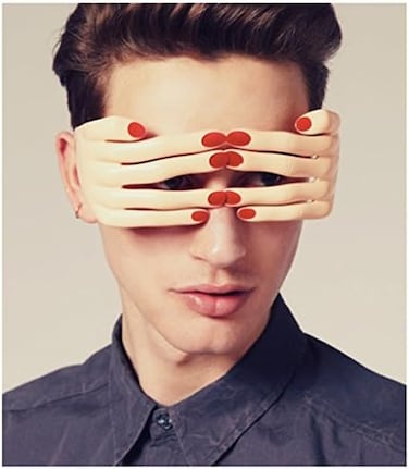 Fighting to Achieve Novelty fingers shaped glasses fancy ball eye mask