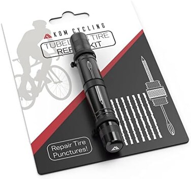 طقم إصلاح إطارات الدراجات الهوائية بدون أنابيب من KOM Cycling - 8 ألوان. يُصلح ثقوب إطارات الدراجات الجبلية ودراجات الطرق - يتضمن شوكة إصلاح الإطارات وموسعًا، و8 شرائح إصلاح. إصلاح الإطارات بدون أنابي