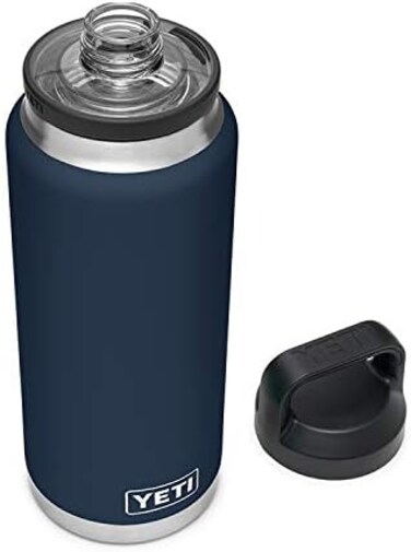 زجاجة YETI Rambler سعة 36 أونصة، معزولة بتفريغ الهواء، مصنوعة من الفولاذ المقاوم للصدأ مع غطاء للشرب السريع.