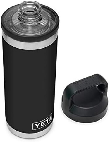 زجاجة YETI Rambler سعة 18 أونصة، معزولة بتفريغ الهواء، مصنوعة من الفولاذ المقاوم للصدأ مع غطاء للشرب السريع، لون أسود.