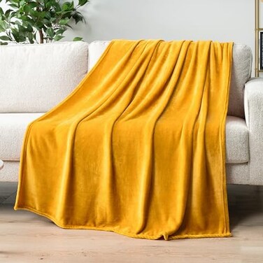PAVILIA Mustard Yellow Fleece Throw Blanket for Couch, Gold Soft Fuzzy Flannel Throw for Sofa, Luxury Plush Microfiber Bed Blanket, Cozy Home Decorative Velvet Gift Blanket, 50x60.