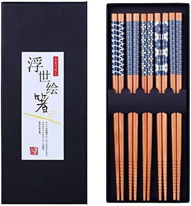 Antner 5 Pairs Natural Bamboo Chopsticks Reusable Classic Japanese Style Chop Sticks Gift Sets, Dishwasher Safe, 8. 8 Inch/22. 5cm.
