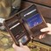 حافظة جواز سفر أصلية من الجلد الطبيعي للرجال من بولار، مزودة بتقنية حجب RFID، محفظة سفر تتسع لأربعة جوازات سفر، لون بني داكن، حجم كبير، تصميم كلاسيكي.