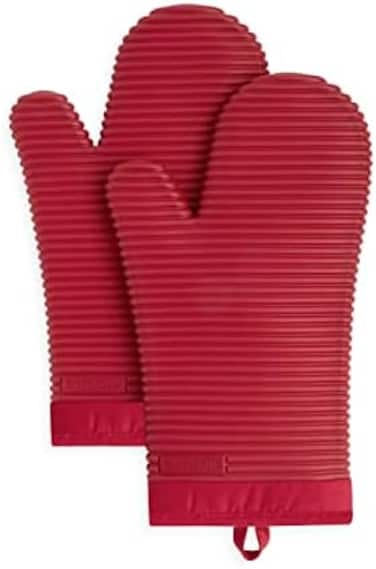 Kitchenaid Ribbed Soft Silicone Oven Mitt Set, 7"x13", Passion Red.