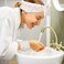 Chuangdi 4 Pieces Spa Headband Wrist Washband Face Wash Set, Include 2 Microfiber Headband and 2 Wrist Washband for Women Girls Prevent Liquids from Spilling Down Your Arms (White.