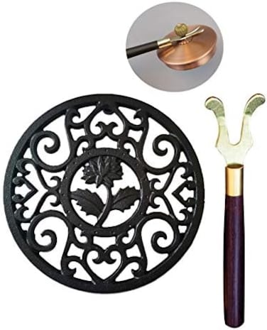 DoroSun 5. 3 Inches Black Round Cast Iron Trivet Metal Teapot Base with Legs and Lid Holder for Japanese Kettle Tetsubin Kung Fu Hot Tea Pot.