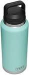 زجاجة YETI Rambler سعة 46 أونصة، معزولة بتفريغ الهواء، مصنوعة من الفولاذ المقاوم للصدأ مع غطاء للشرب السريع، لون رغوة البحر.