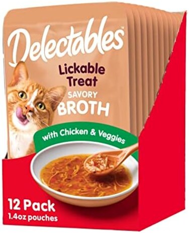 Hartz Delectables Savory Broths ChickenVeggies Lickable Cat Treat, 12 Pack.