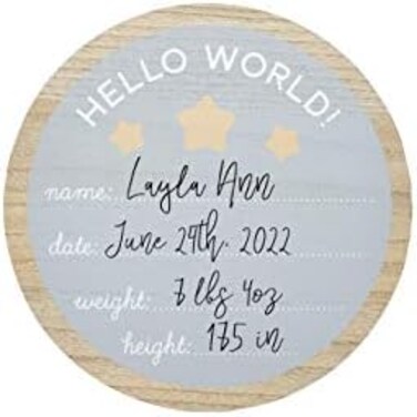 دعامة تصوير خشبية قابلة للتعبئة من كيت وميلو (KateMilo Hello World) مع قلم تحديد مرفق، هدية ترحيب بالمولود الجديد، ديكور محايد جنسياً للأطفال.