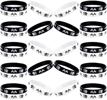 Skylety 36 Pieces Racing and Speed Theme Silicone Wristbands, 0. 8 x 0. 4 Inches Racing Checkered Flag Black and White Plaid Pattern Bracelets for Car Party Sports Events Birthday Party Supplies.
