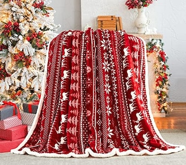Touchat Red Sherpa Christmas Throw Blanket, Fuzzy Fluffy Soft Cozy Blanket, Fleece Flannel Plush Microfiber Blanket for Couch Bed Sofa (50" X 60", Red Reindeer.