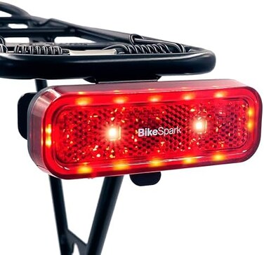 مصباح خلفي للدراجة BikeSpark G4R - [2022] قابل لإعادة الشحن عبر USB - 240 ساعة - استشعار دقيق للفرامل - لحامل الأمتعة - 50 لومن - عاكس كبير - مثبت ببرغي 50/80 مم / سهل الفك - صنع في تايوان.