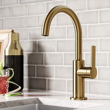 صنبور مطبخ ذو مقبض واحد من طراز Kraus KPF-2822BB Oletto، مقاس 12 بوصة، لون برونزي مصقول.