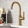 صنبور مطبخ ذو مقبض واحد من طراز Kraus KPF-2822BB Oletto، مقاس 12 بوصة، لون برونزي مصقول.