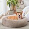 سرير WESTERN HOME WH المهدئ للكلاب والقطط، سرير دائري ناعم ومريح مضاد للقلق على شكل دونات، سرير وسادة من الفرو الصناعي الرقيق للكلاب والقطط الصغيرة والمتوسطة (20/24/27/30).