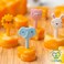 مجموعة UpChefs الكاملة من مستلزمات وإكسسوارات علب غداء بينتو للأطفال - قطاعة سندويشات وأداة إزالة قشرة الخبز - قطاعات بسكويت صغيرة على شكل خضراوات وفواكه - فواصل أكواب سيليكون - عود طعام مجاني